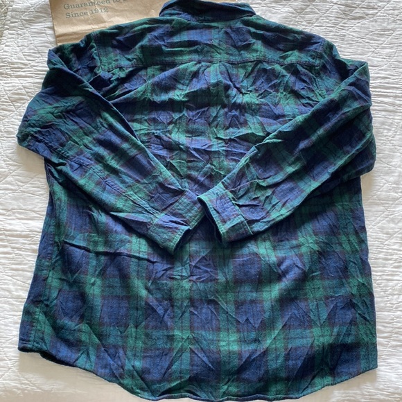 LL Bean Scotch Plaid Flannel Shirt - Picture 7 of 12